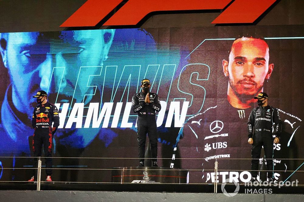 Max Verstappen, Red Bull Racing, 2nd position, Lewis Hamilton, Mercedes, 1st position, and Valtteri Bottas, Mercedes, 3rd position, on the podium