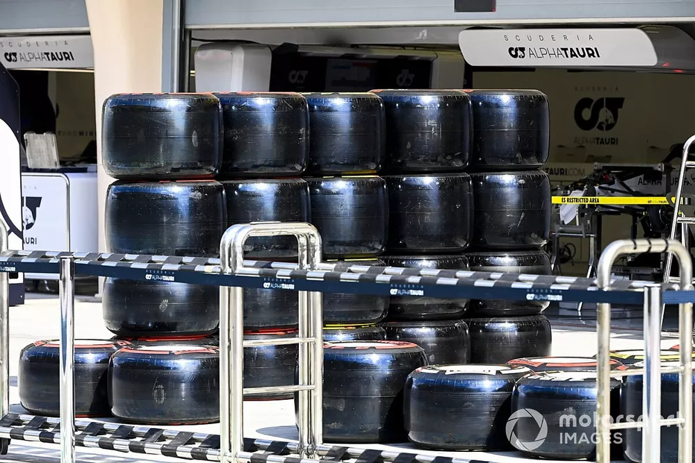 Neum&aacute;ticos Pirelli