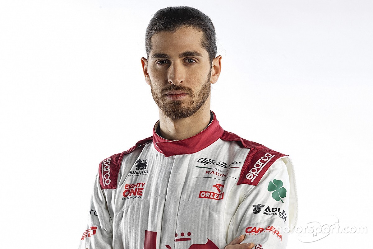 Giovinazzi, Alfa Romeo ile podyum hayali kuruyor