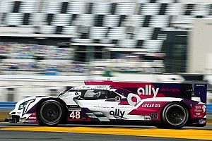 Jimmie Johnson has “made a big step” says co-driver Kobayashi