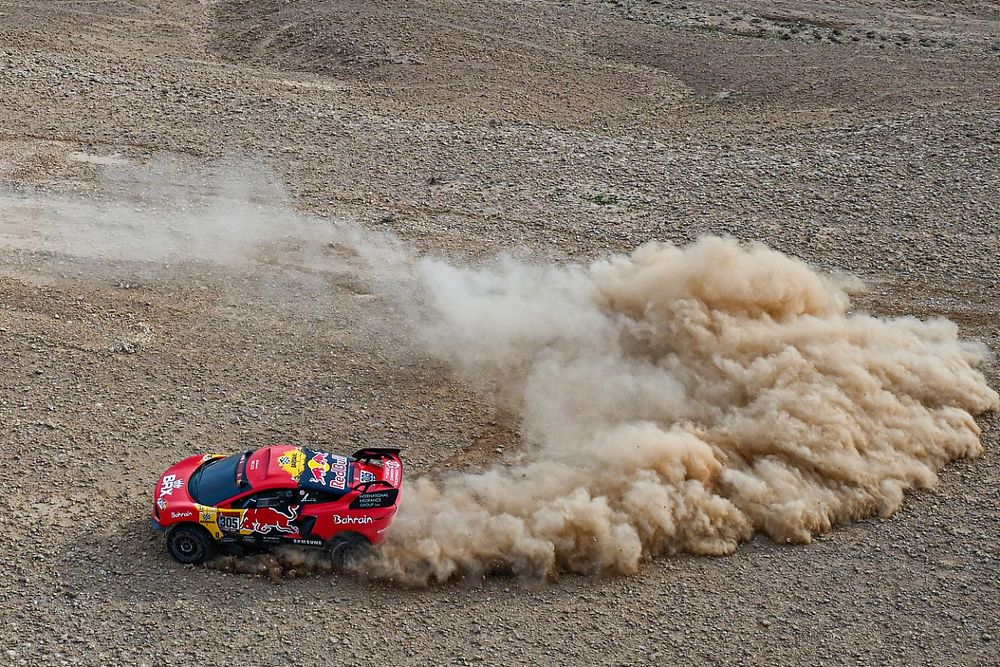 Loeb : Le Dakar 2021 est "une course de copilotes, pas de pilotes"