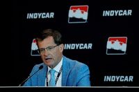 Presidente de IndyCar dice que el esc&aacute;ndalo de la clasificaci&oacute;n es "devastador" 