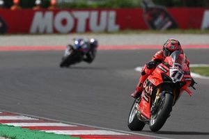 WSBK Cremona: Bulega se rehace y brilla con un triplete sin oposici&oacute;n