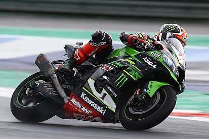 WSBK Donington: Rea domineert in de regen, Van der Mark P8