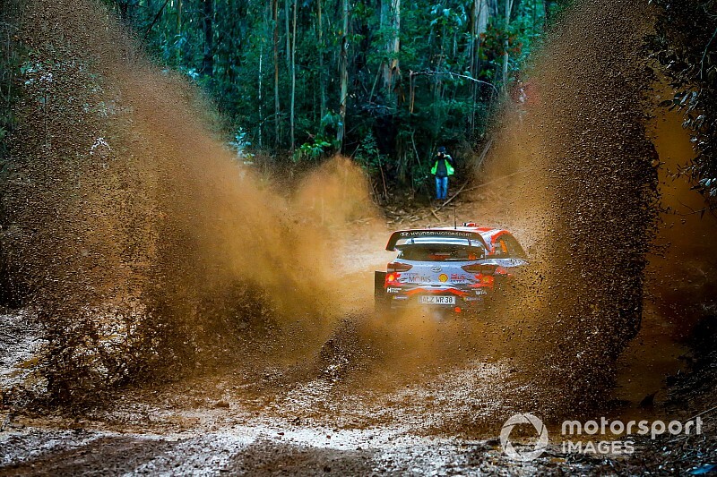 Neuville i Gilsoul nie odnieśli obrażeń