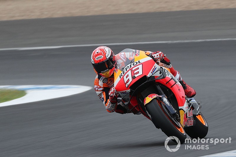 MotoGP, Jerez, Warm-Up: Marquez al top nonostante un problema, Rossi 15esimo
