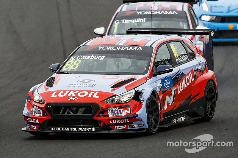 WTCR Slowakije: Catsburg imponeert en pakt fraaie pole