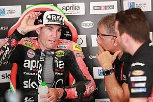 Aleix Espargaro ha una microfrattura al femore ed una lesione alla tibia sinistra