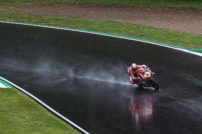 Fotogallery SBK: Rea torna a vincere, ma la pioggia è protagonista della domenica