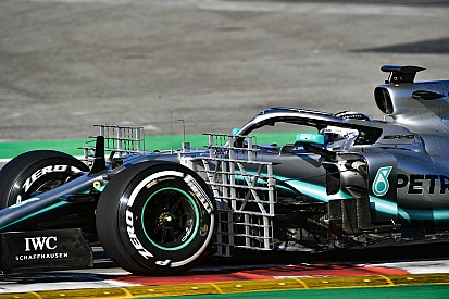 Mercedes a "encore de bonnes idées" pour développer la W10