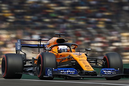 В McLaren назвали причиной провальной квалификации затяжные повороты