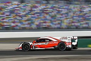 Rolex 24, Hour 2: Acura takes early lead from AXR