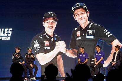 Vídeo: la presentación del equipo Yamaha completa