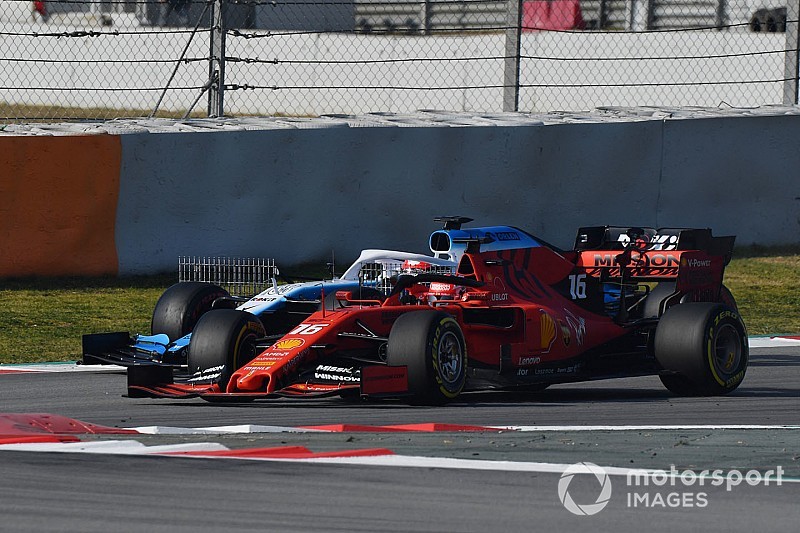 Élő közvetítés az ötödik F1-es tesztnapról: Vettel, Hamilton és Leclerc is pályán, jönnek az új csomagok