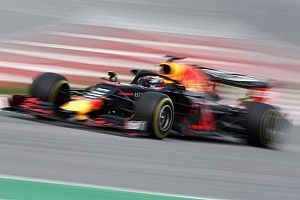 Гасли устроил первую аварию 2019 года: видео