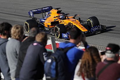McLaren bovenaan na zes testdagen in Barcelona, 128 ronden voor Verstappen