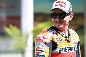 Balapan di Termas, Lorenzo ekstra hati-hati