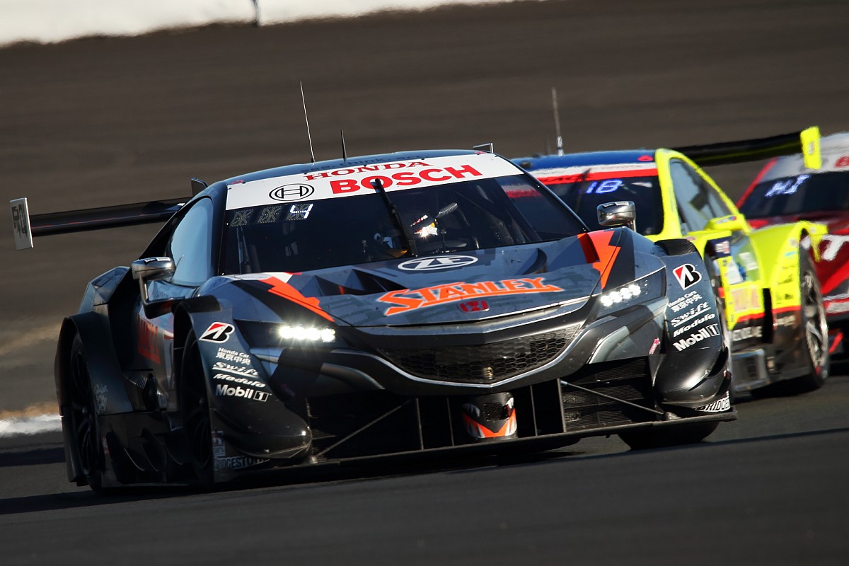 スーパーGT】山本尚貴、掴みかけたタイトルをまさかの接触で逃す