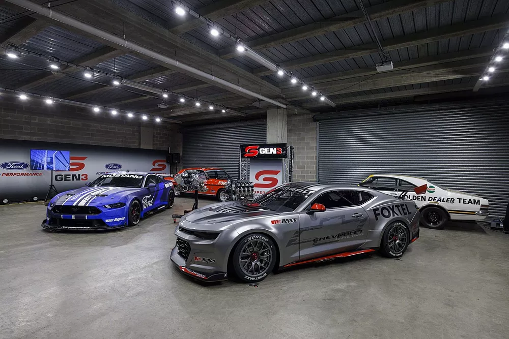 Ford Mustang GT Gen3, Chevrolet Camaro ZL1 Gen3