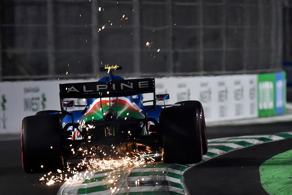Ocon a perdu une partie de son fond plat avant l'arrivée