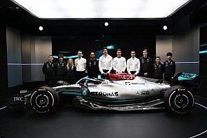 Wolff: az infláció is nehezíti a költségsapkába való beférést