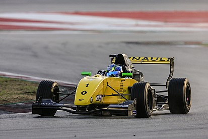 FR 2.0 Barcelona: Fewtrell stelt titel op koele wijze veilig