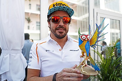 Alonso: „Lehetne egy versenyképes autóm jövőre, de nem érdekel”