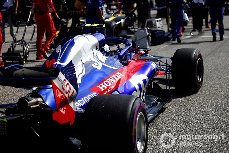 Toro Rosso согласилась на штрафы ради помощи Red Bull в 2019 году