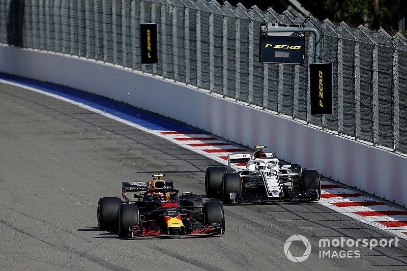 La exhibición de Verstappen le vuelve a dar el Piloto del día' en Rusia