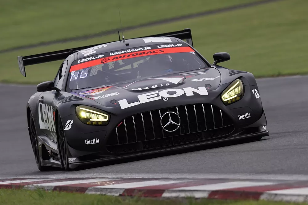 スーパーGT】メルセデスGT3、世界での高シェアも納得？ イレギュラーな