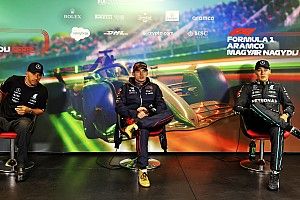 Russell: Lewis a történelem egyik legjobban rajtoló pilótája!