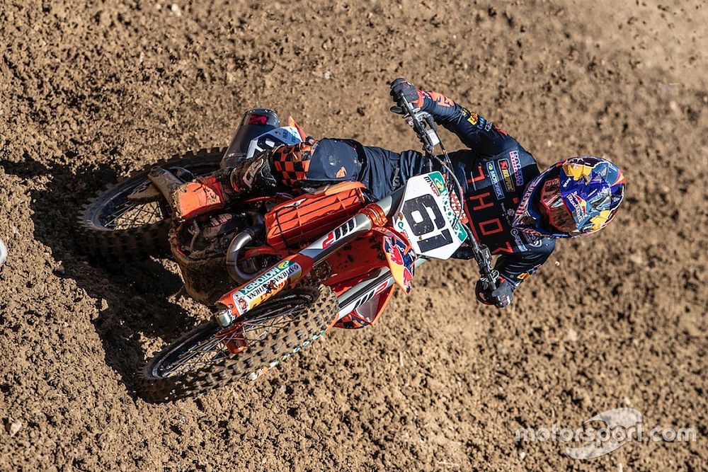 Prado se cuela en el top 5 del Mundial de MXGP con otro podio
