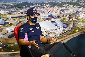 Pereznek és a Racing Pointnak volt mit megbeszélnie…