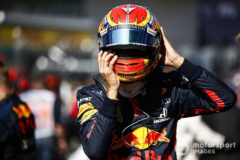 Alex Albon, Red Bull Racing, op de grid