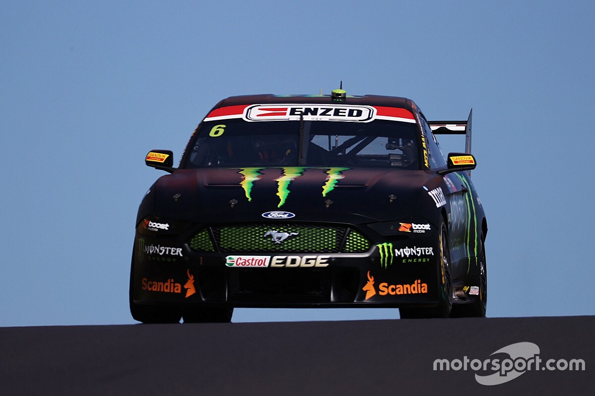 Bathurst 1000: Waters fastest, Penske and Triple Eight cars clash