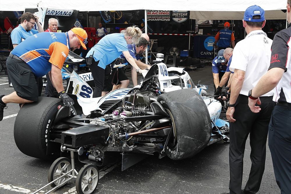 Nashville IndyCar: Johnson’s 170mph spin and crash ends warm-up
