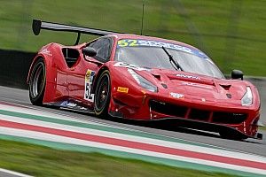 GT Sprint, Mugello, Libere 2: zampata della Ferrari-AF Corse #52