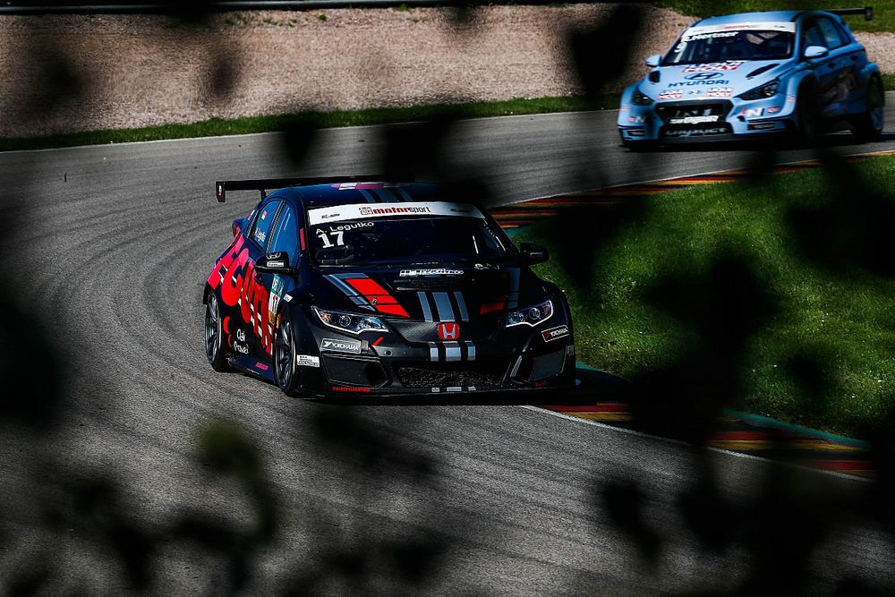 Kolejne kwalifikacje Polaków w TCR Germany