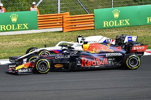 Verstappen: "Lompe acties van anderen hebben ons veel punten gekost"