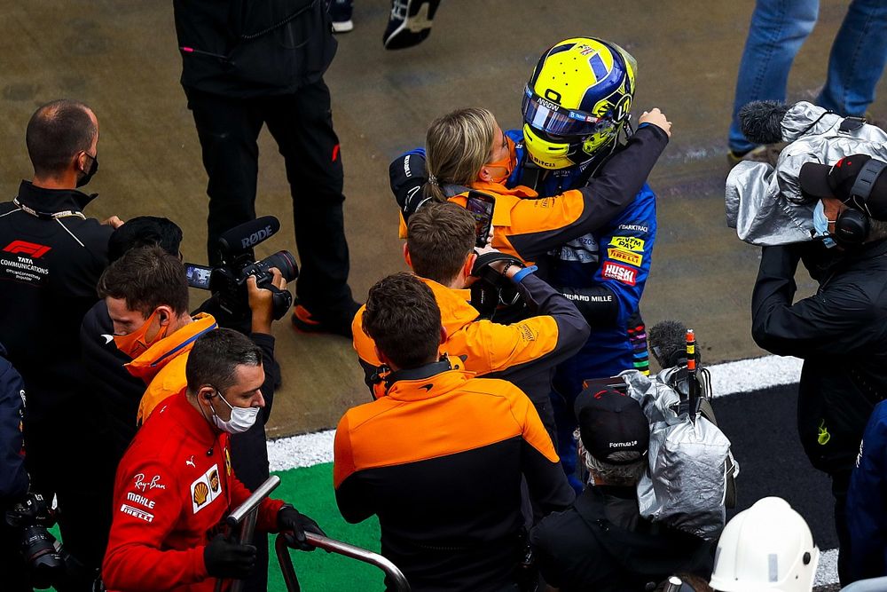 Q4: Veja repercussão da pole position de Norris na Rússia
