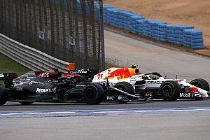 F1: Horner diz que parada de Hamilton era inevitável e elogia defesa de Pérez