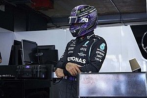 Wolff elmondta, miért sikerült rosszul Hamilton rajtja