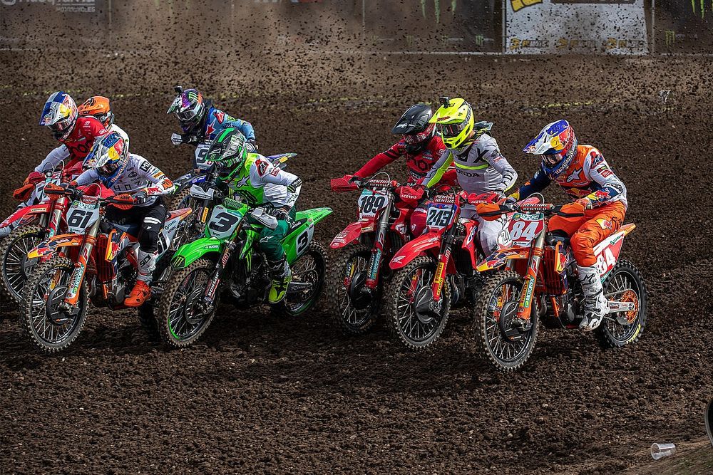 Kaleidoskop MXGP 2021: Duel Paling Sengit sejak Era 1990-an