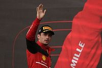 Leclerc, podio y "de nuevo" decepción con su Ferrari F1-75