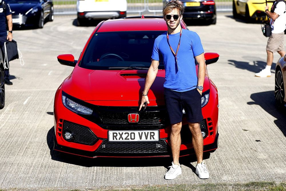 Pierre Gasly, AlphaTauris at the track in his Honda Civic Type R    