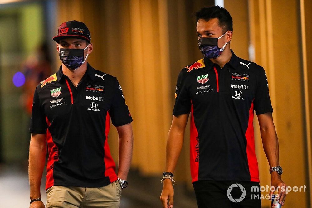 Max Verstappen, Red Bull Racing, e Alex Albon, Red Bull Racing 