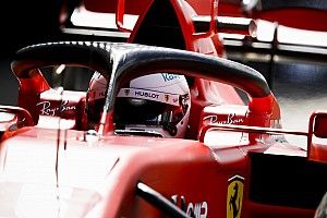 Sebastian Vettel Belum Menamai Mobil Aston Martin untuk F1 2021