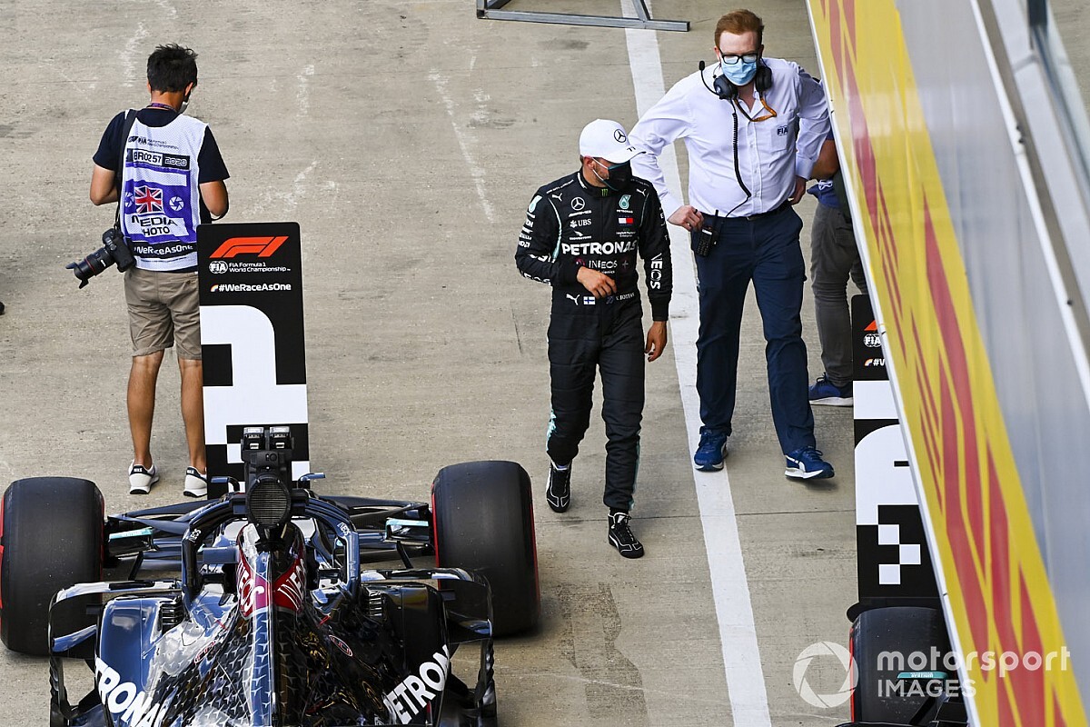 Bottas birla a Hamilton una extraña pole en el GP del 70º Aniversario