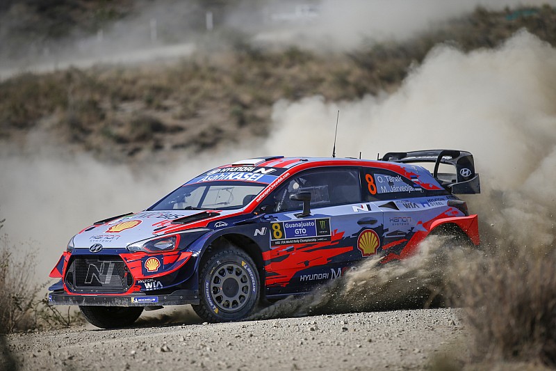 WRC, Rally Messico, PS15: Tanak ormai vede Suninen!