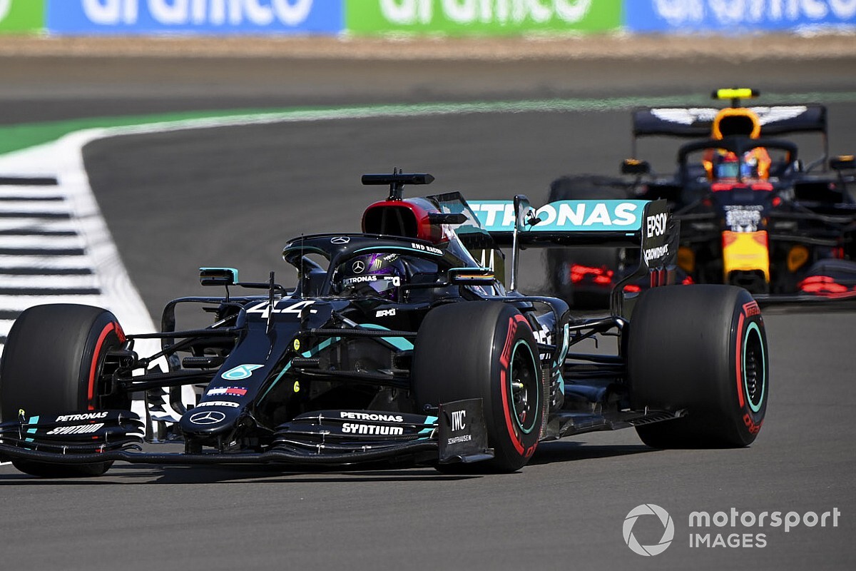 F1イギリスGP予選速報:王者ハミルトン、驚愕の速さでPP。フェルスタッペン3番手